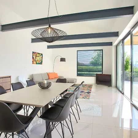 Villa Casa Forma *
