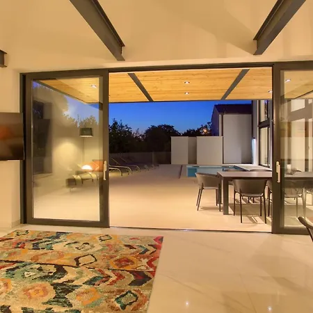 Casa Forma * Klimno